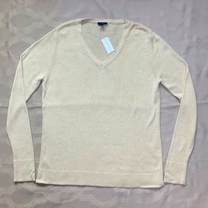 NWT: Ann Taylor V-Neck Sweater
